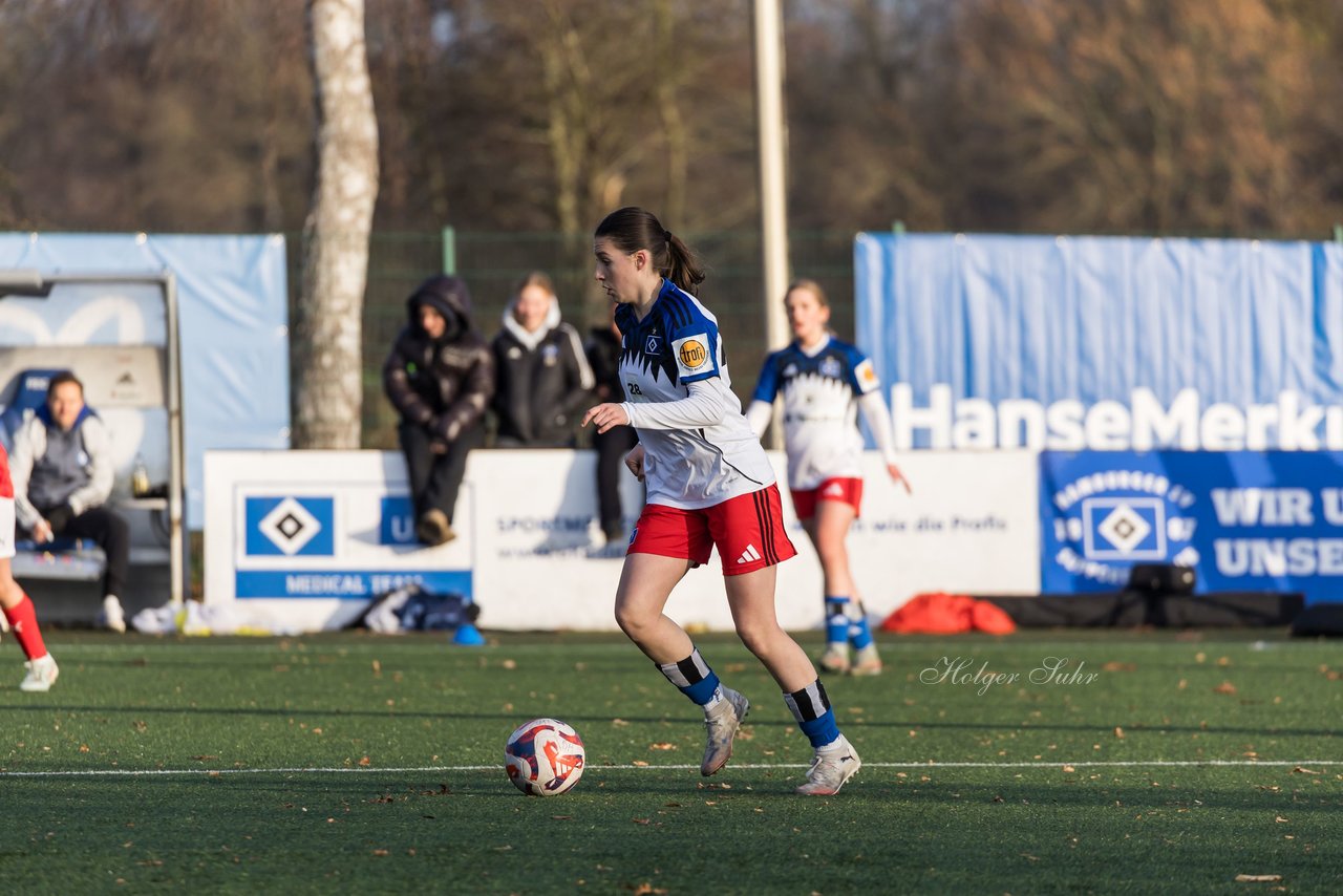 Bild 98 - wBJ Hamburger SV - Holstein Kiel : Ergebnis: 8:0
